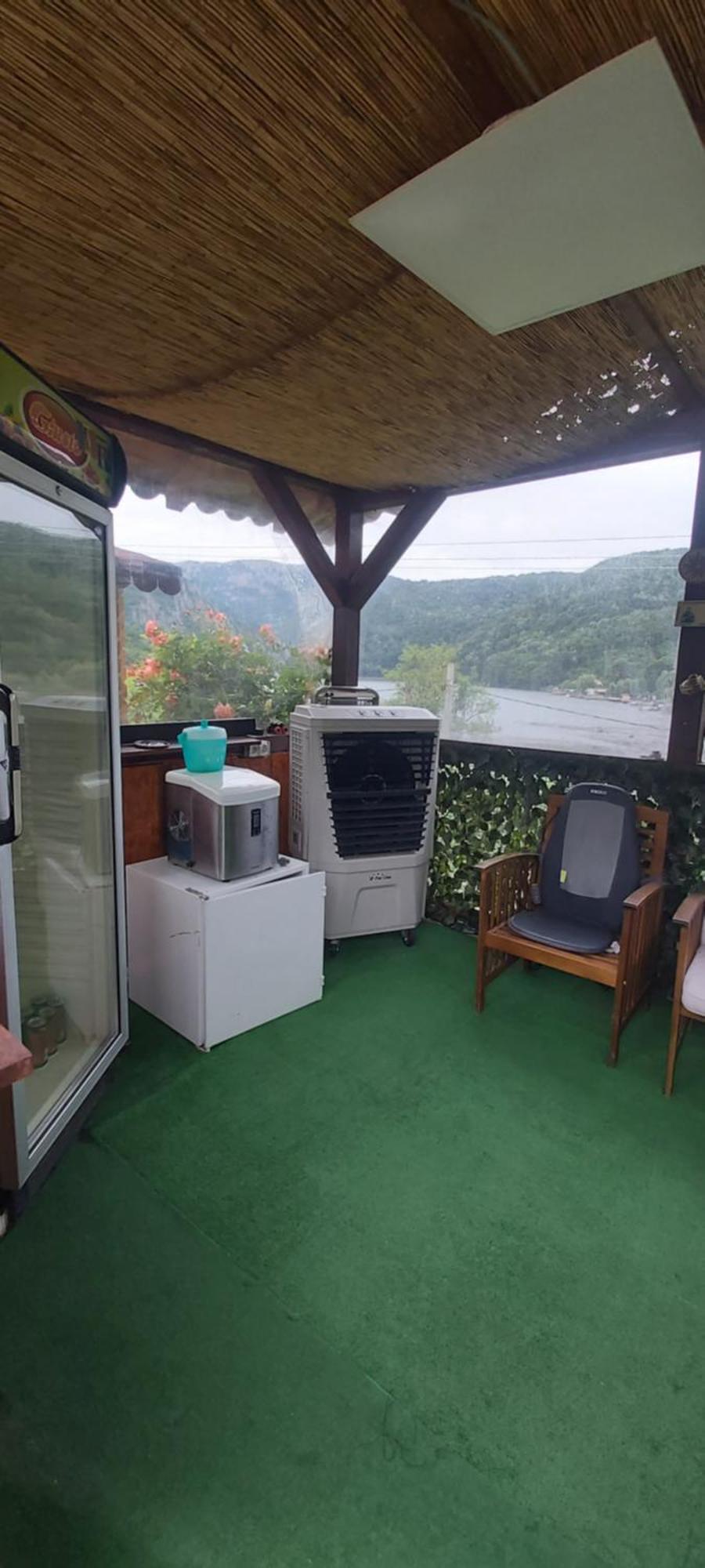 Clisura Dunarii Casutele Danca Ogradina Buitenkant foto