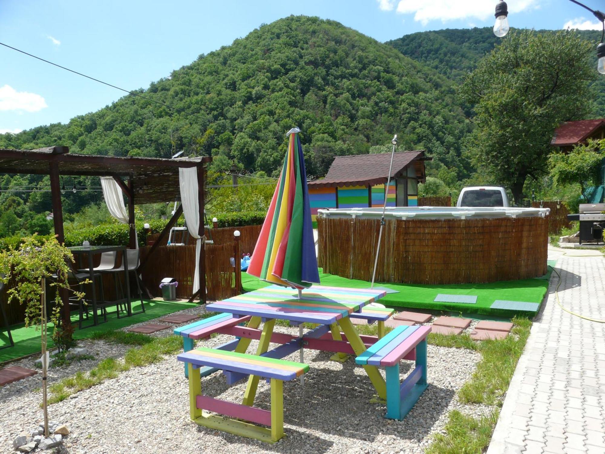 Clisura Dunarii Casutele Danca Ogradina Buitenkant foto